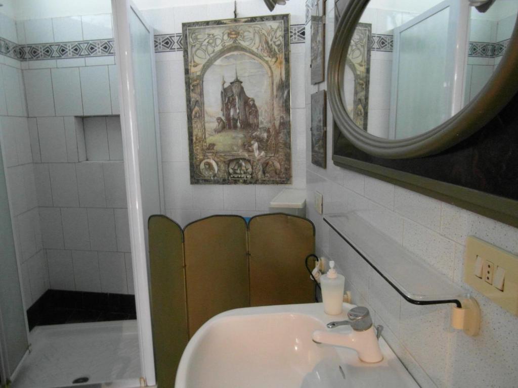 Bed & Breakfast Abitazione Pigneto 3*